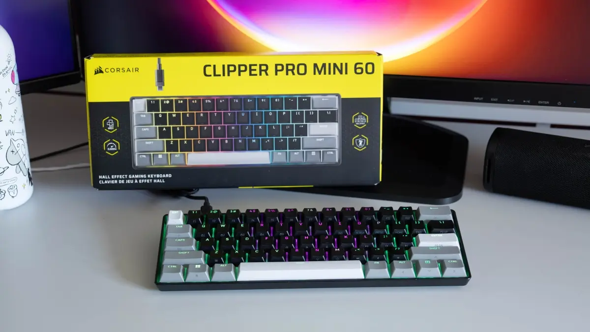 Corsair Clipper Pro Mini 60 – recenzja. Marzenie dla gracza, ale do pisania jej nie kupuj