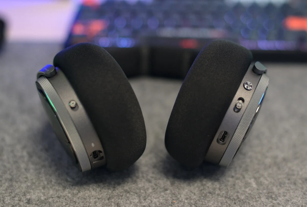 Corsair Virtuoso Max Wireless