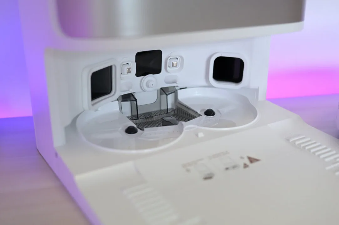 Dysze myjące i suszące mopa