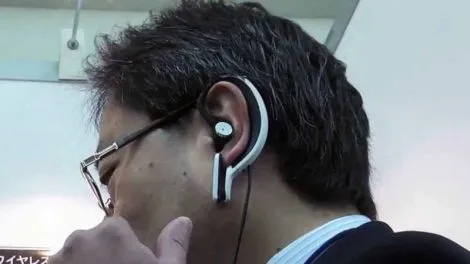Ear Switch czyli inteligentne słuchawki. Pobiją Google Glass?