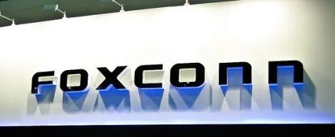 Foxconn wstrzymuje rekrutację – instaluje milion robotów produkcyjnych