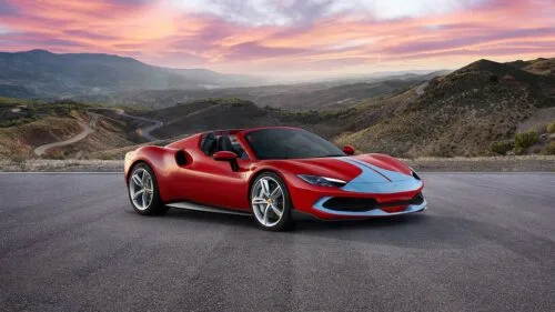 Klienci Ferrari mają w nosie klasyczne silniki. Królują hybrydy