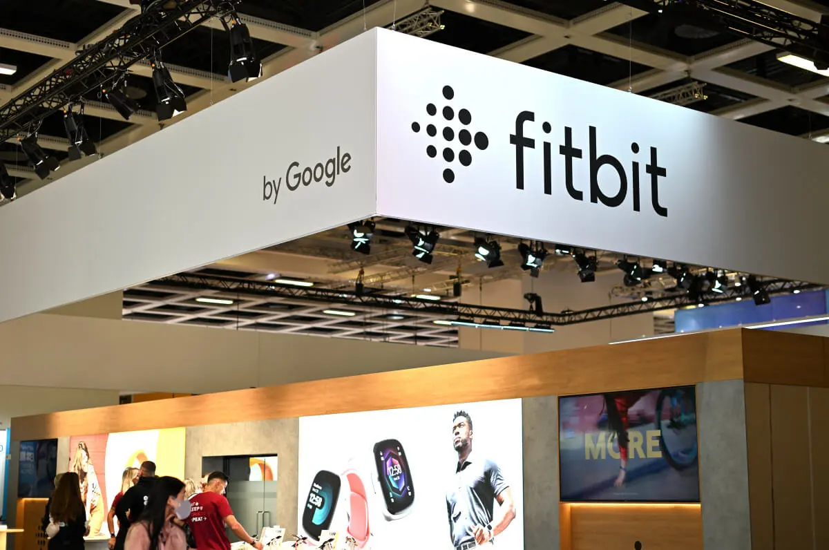 Fitbit na IFA 2022. Nowe urządzenia do monitorowania zdrowia, stresu i kondycji
