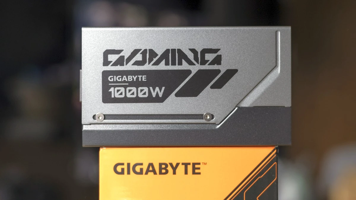 GIGABYTE UD1000GM PG5 V2 test