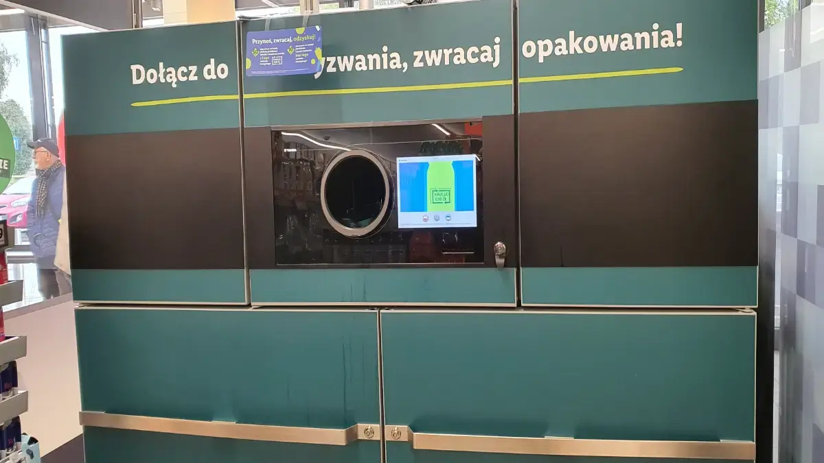 System kaucyjny po starcie. Automaty stoją, ale butelek wciąż niewiele. Polska uczy się nowego porządku
