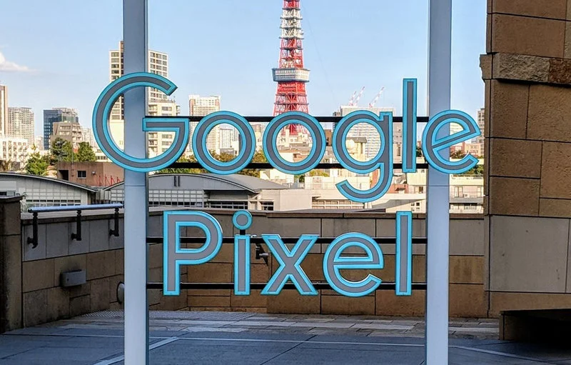 Pixel, smartfon od Google oficjalnie. Znamy cenę i specyfikację