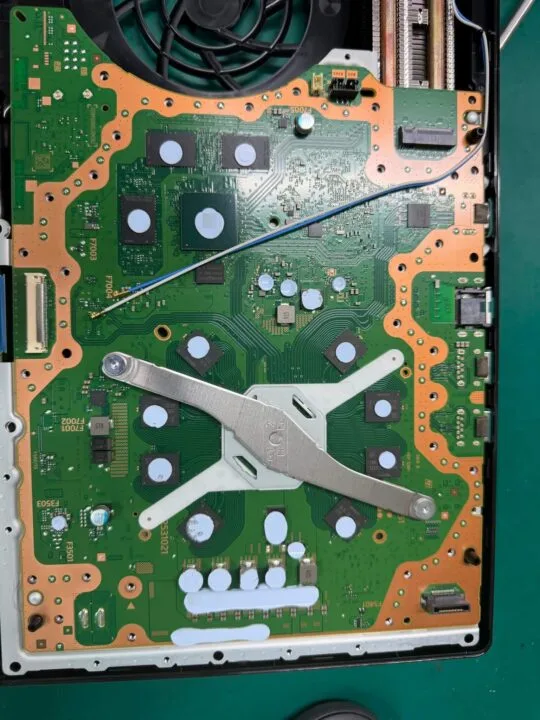 nowy model PS5
