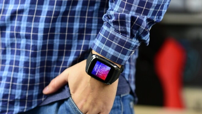 Test smartwatcha z Biedronki – HYKKER Chrono 2