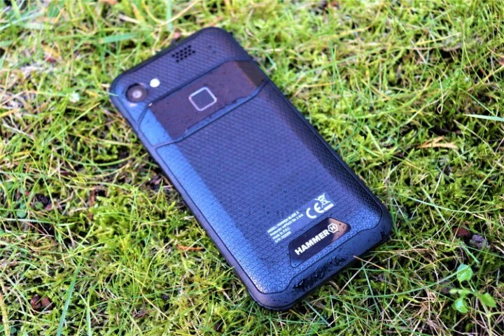 Hammer Blade 3: test pancernego smartfona z eSIM i NFC