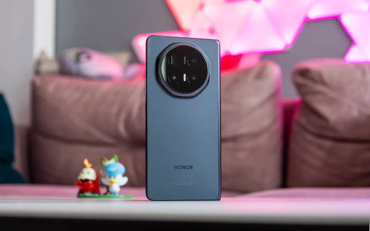 Honor Magic V6