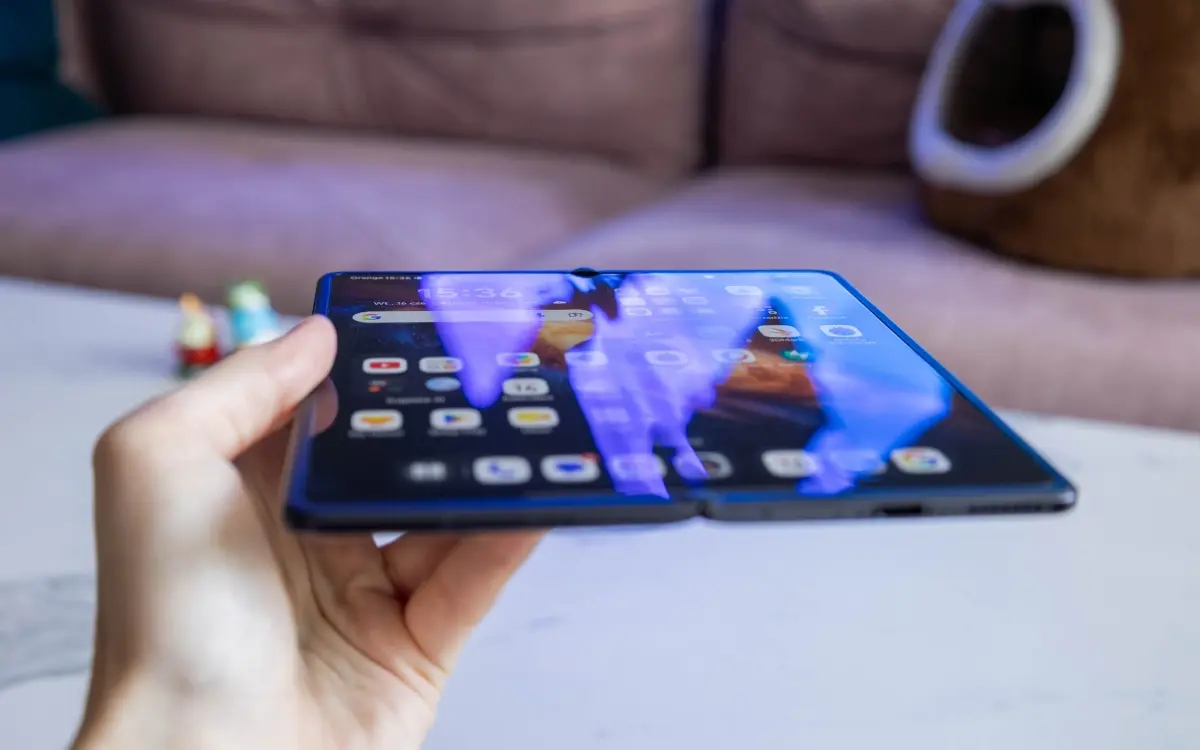 Honor Magic V6