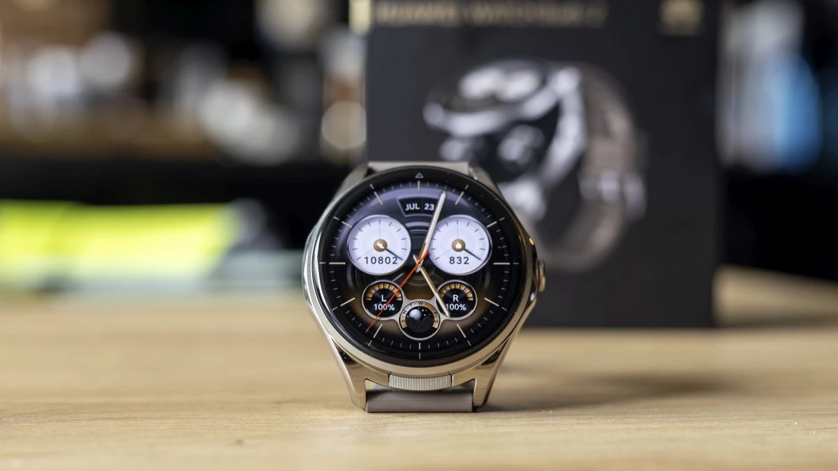 Huawei Watch Buds 2 robią efekt wow. Potem zaczynają się kompromisy (test)