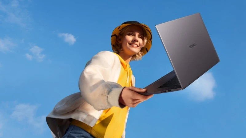 Uniwersalny laptop do pracy, nauki i zabawy? Poznaj Huawei MateBook D 15
