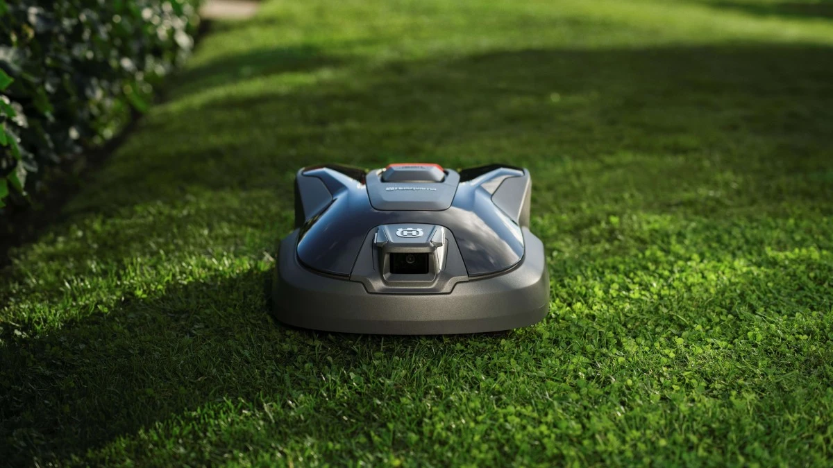 Husqvarna prezentuje dwa kuszące roboty koszące. Widzą więcej niż człowiek?