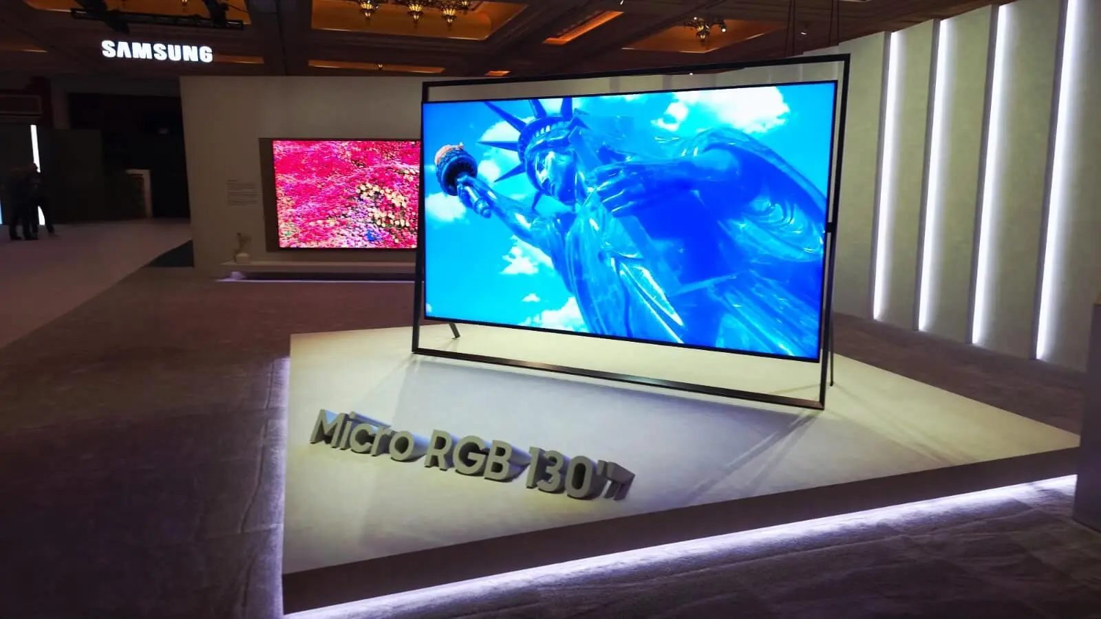 Samsung otwiera CES 2026 funkcjami AI i 130-calowym ekranem