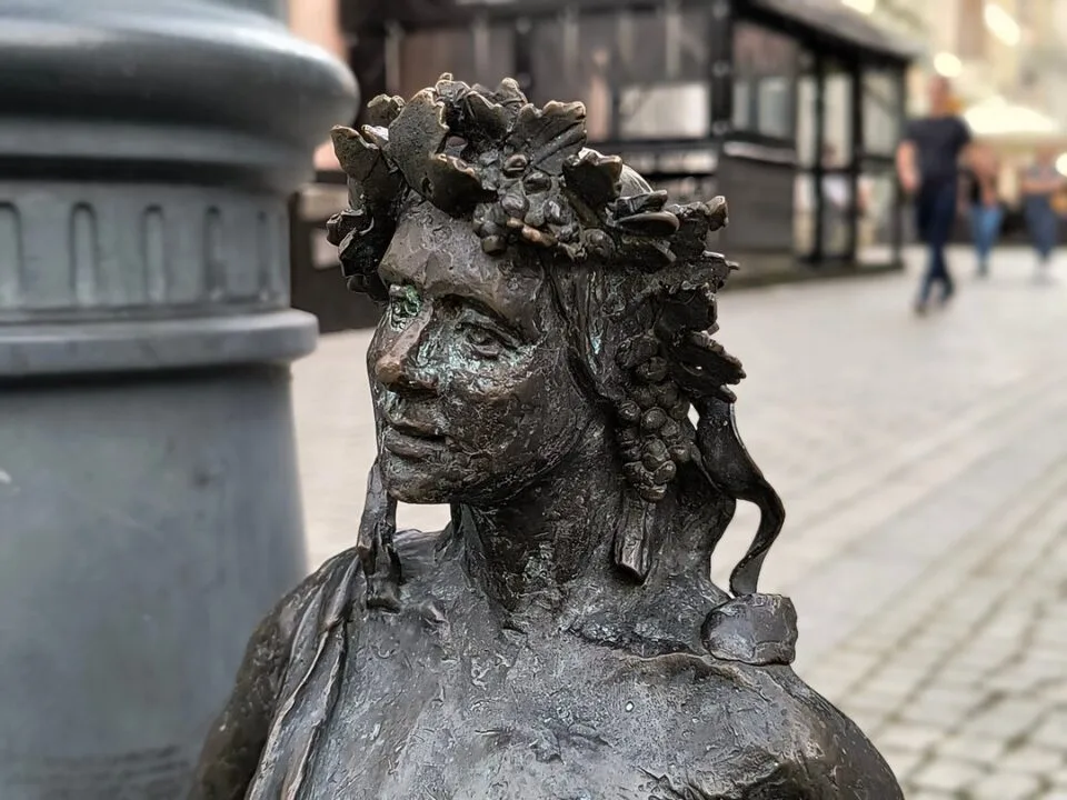 IMG_20231003_170231012_MF_PORTRAIT_mini