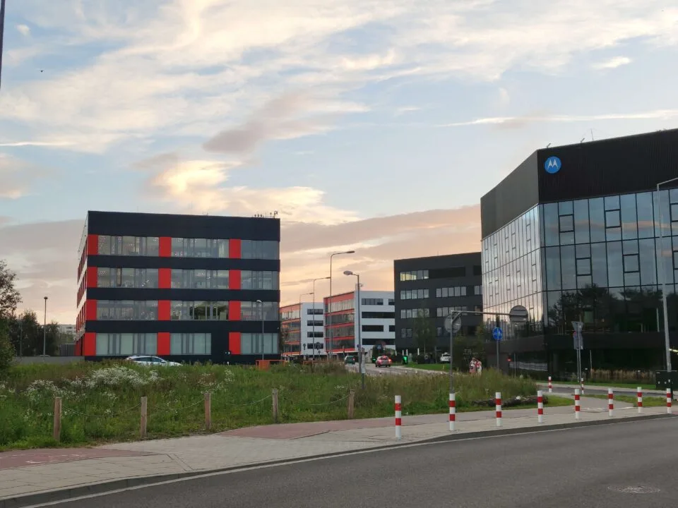 IMG_20231003_180925757-1