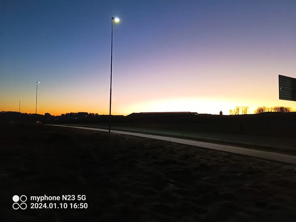 Zdjęcie wykonane za pomocą myPhone N23 5G