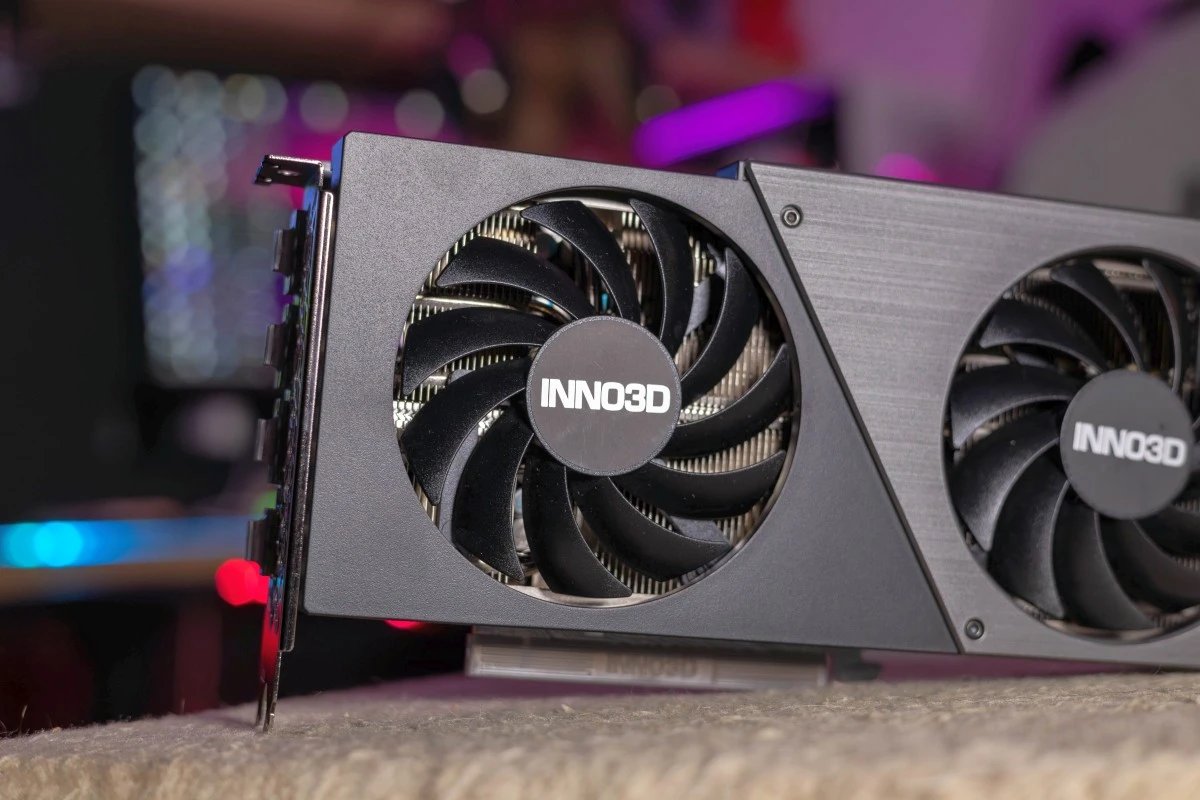 Inno3D GeForce RTX 4070 SUPER Twin X2 ray tracing path tracing NVIDIA