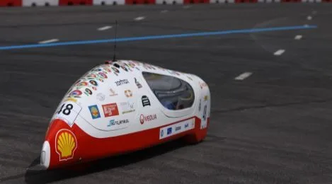 640 km na litrze benzyny i wyścig na torze Silverstone, dzięki polskim drukarkom 3D (wideo)