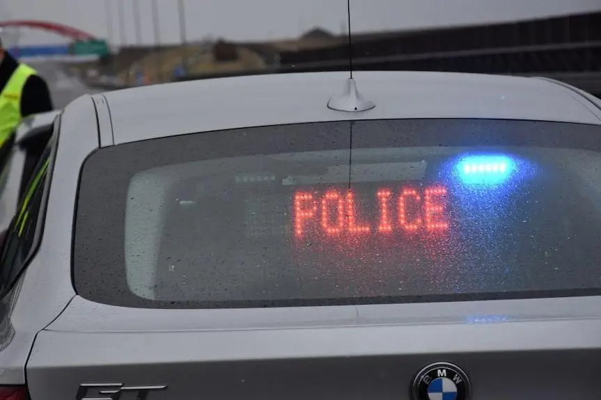 Jak rozpoznać nieoznakowany radiowóz