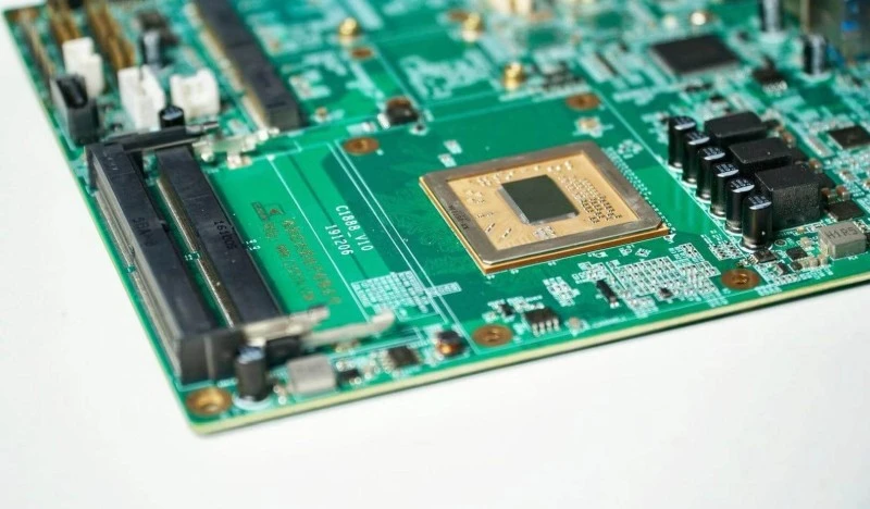 Intelu i AMD, drżyjcie! Na scenę wkraczają procesory x86 z Chin