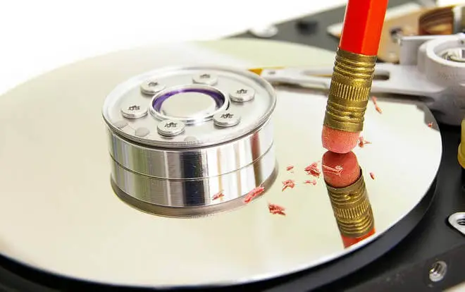 Jak skutecznie usunąć dane z dysku aby nie można było ich odzyskać (HDD i SSD)