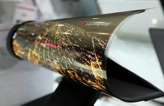 LG Display inwestuje w produkcję elastycznych wyświetlaczy OLED