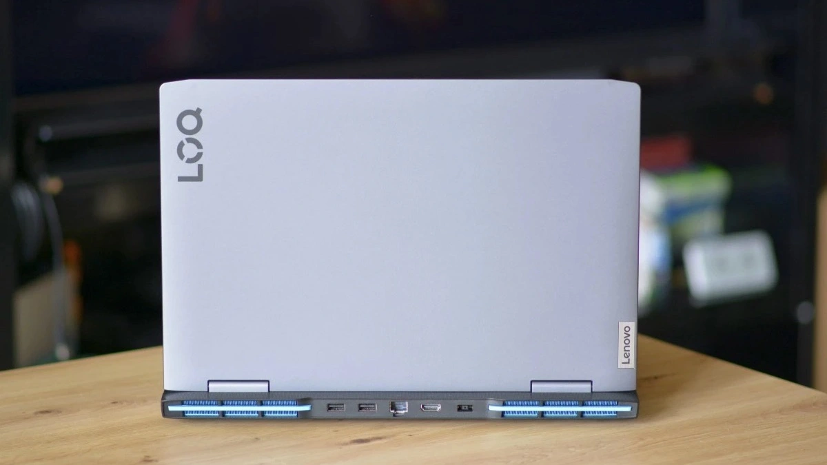 Lenovo wypuści potwora. Topowe podzespoły i rozwijany ekran