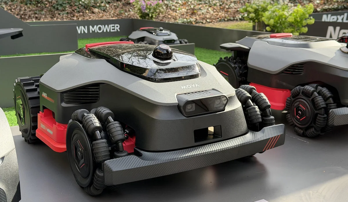 MOVA zapowiada robota koszącego LiDAX Ultra AWD 2000 i puszcza oczko w stronę majsterkowiczów
