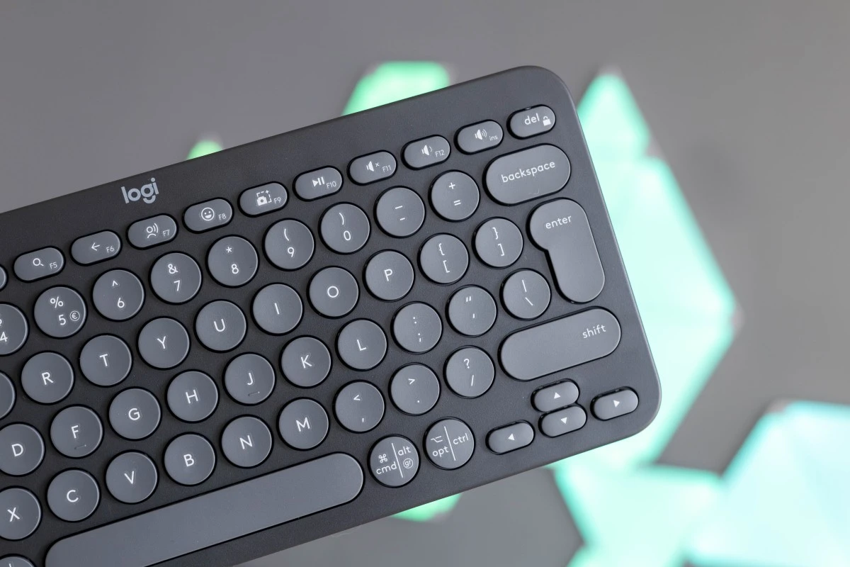 Logitech Pebble 2 Combo