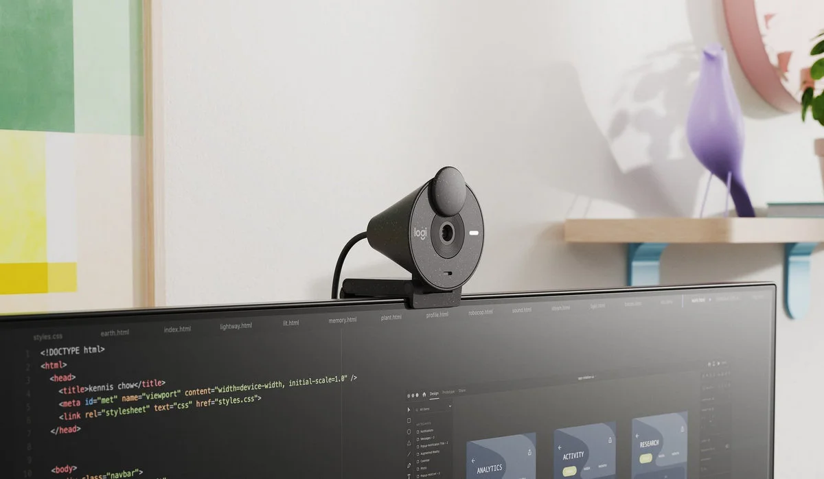 Logitech wprowadza nowe kamery internetowe Brio do rozmów wideo