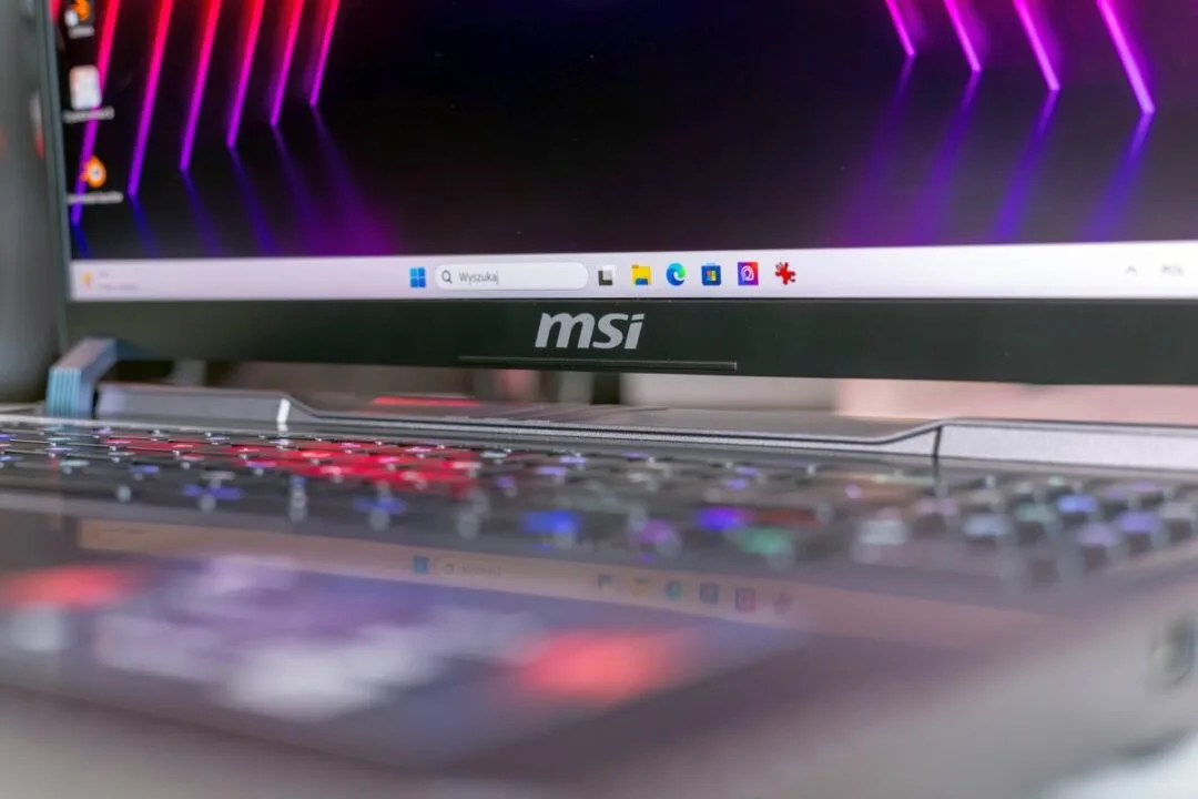 MSI Vector 16 HX A13V