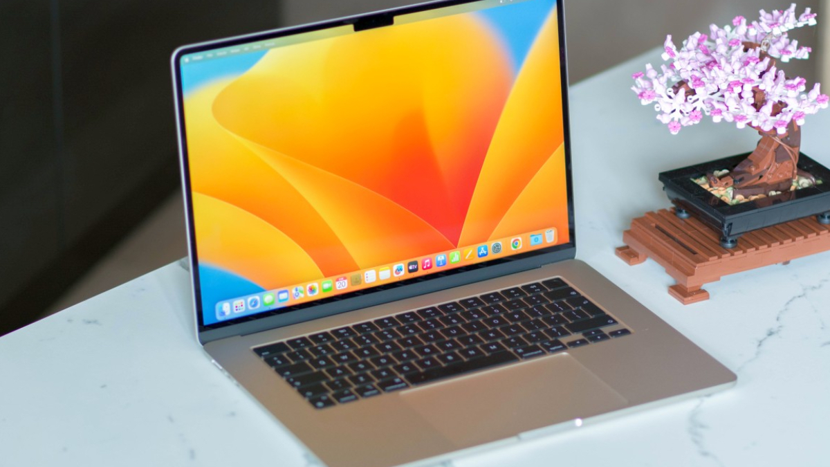 MacBook będzie śmiesznie tani. Polacy przerzucą się na sprzęt Apple?