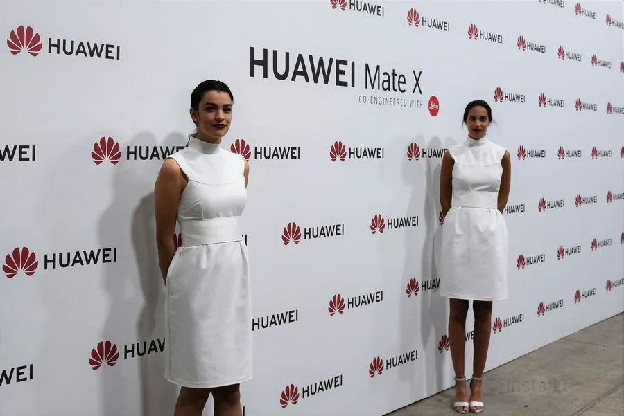 Składany Huawei Mate X zaprezentowany. Tak wygląda przyszłość smartfonów?