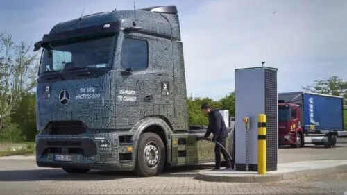 Mercedes rekord ładowania mcs