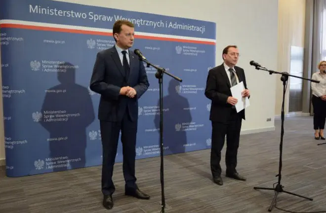 Projekt ustawy antyterrorystycznej i karty pre-paid tylko na dowód