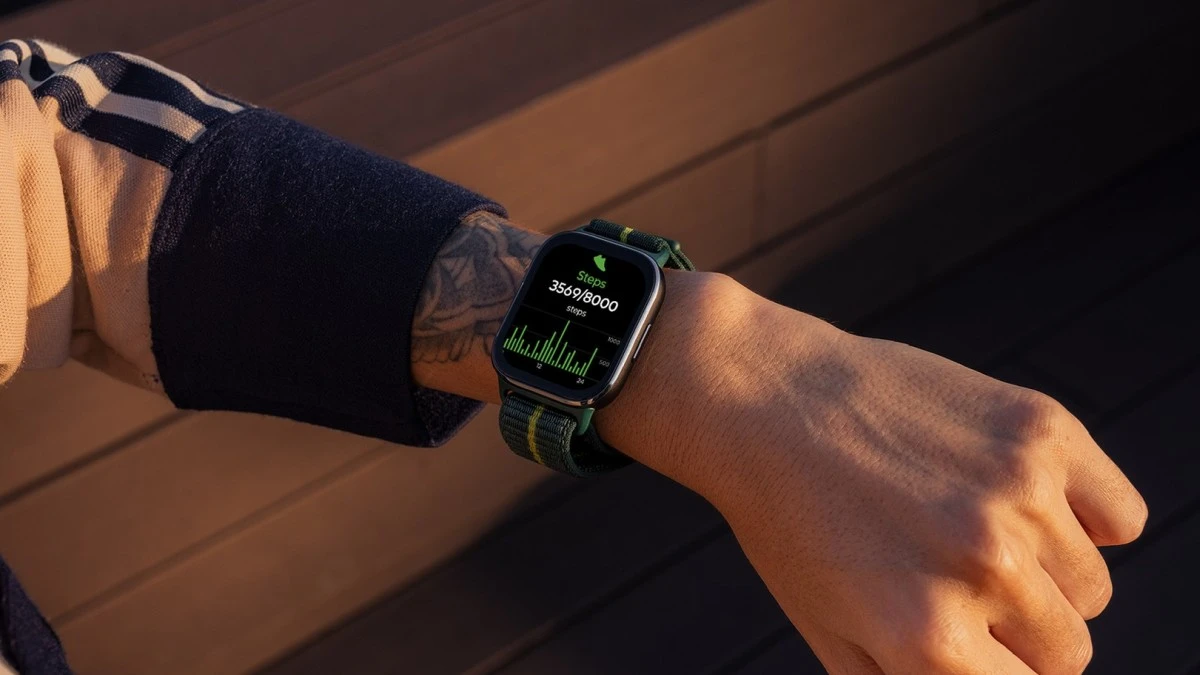 Moto Watch Fit w Polsce. Niska cena wprawi Cię w osłupienie