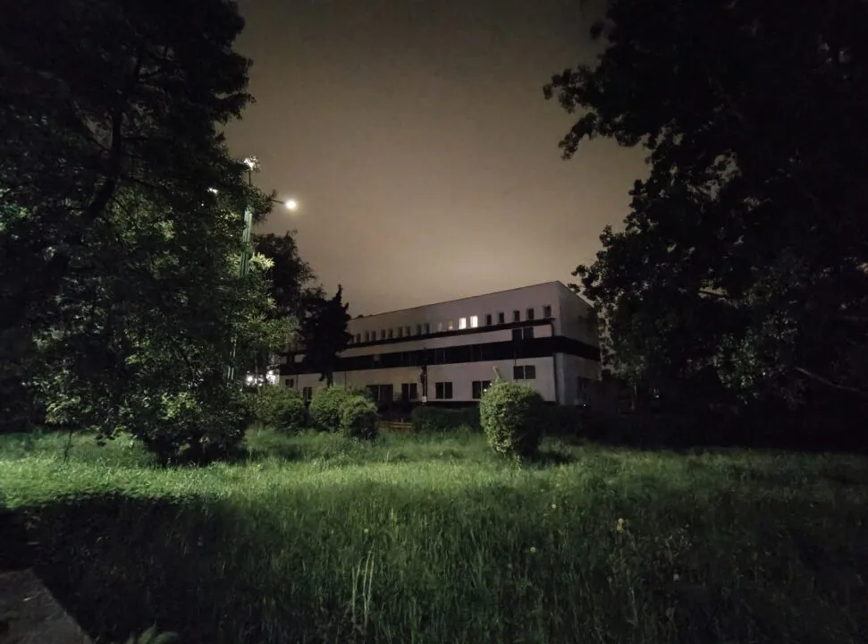 Aparat ultraszerokokątny - tryb podstawowy