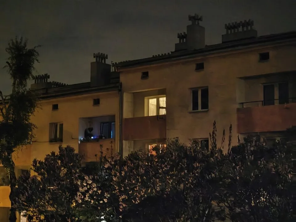 Teleobiektyw (zoom 3x) - tryb podstawowy