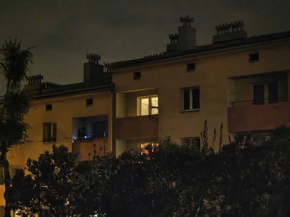 Teleobiektyw (zoom 3x) - tryb nocny