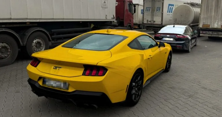 Pędził Mustangiem prawie 200 km/h. Od marca za to zabiorą prawo jazdy! Nowe przepisy