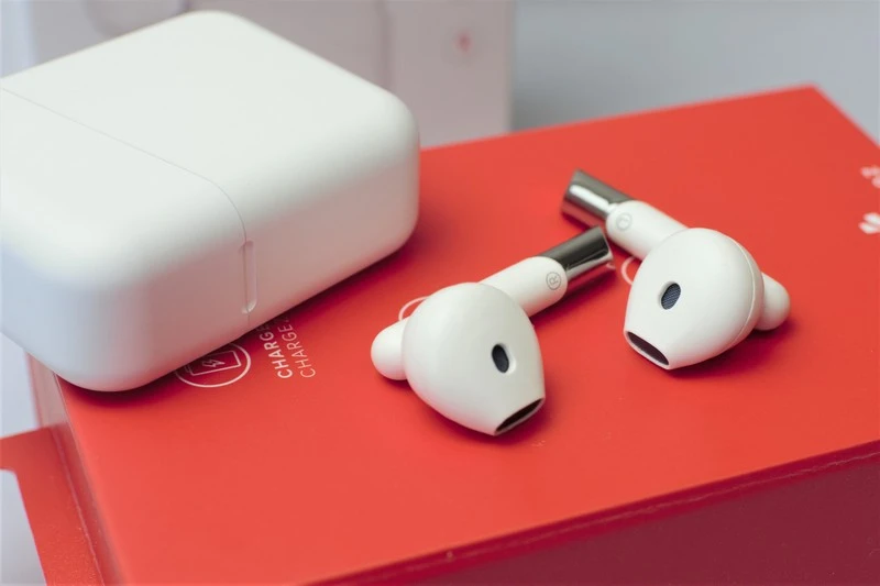 MyKronoz ZeBuds Lite – test bezprzewodowych słuchawek dousznych