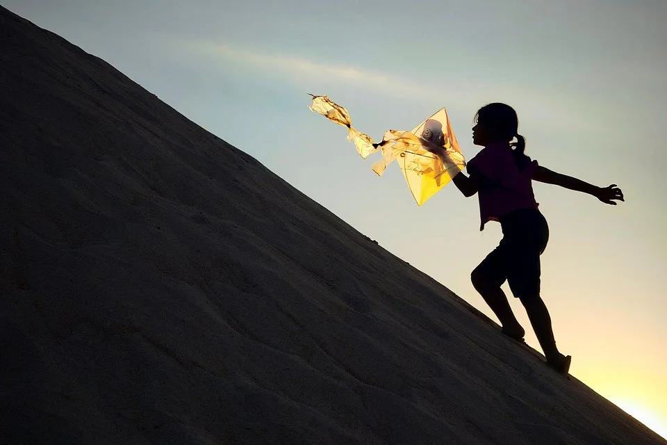 Nagroda w kategorii tematycznej: Kyaw Thu – „The Girl with the Golden Kite” (Mjanma, OPPO Find X8 Ultra)