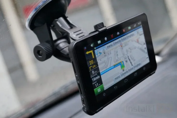 NAVITEL wprowadza nowy pakiet głosowy w nawigacjach GPS i aplikacji mobilnej