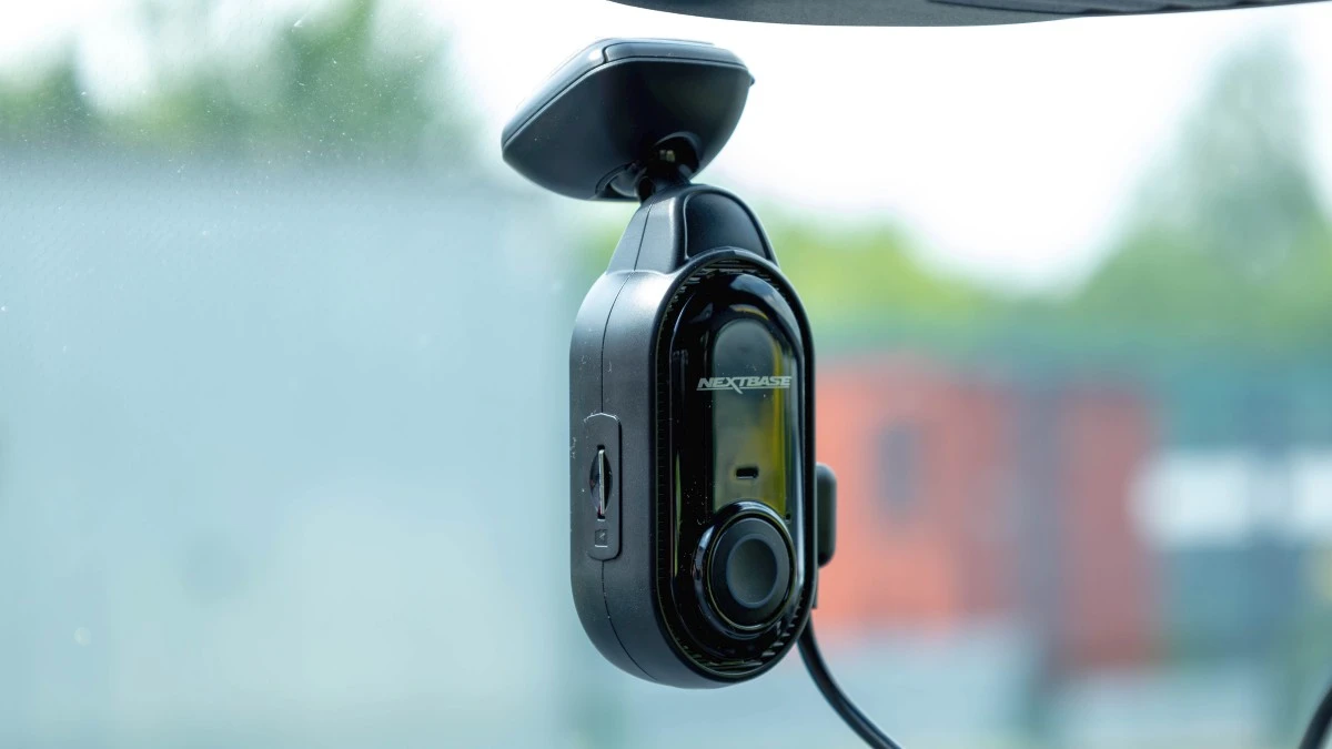 Nextbase Piqo 2K – recenzja. Mały, tani, dobry wideorejestrator?