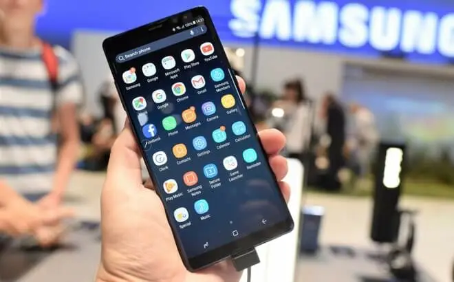 Samsung ma problem. Użytkownicy zgłaszają problemy z baterią w Galaxy Note 8