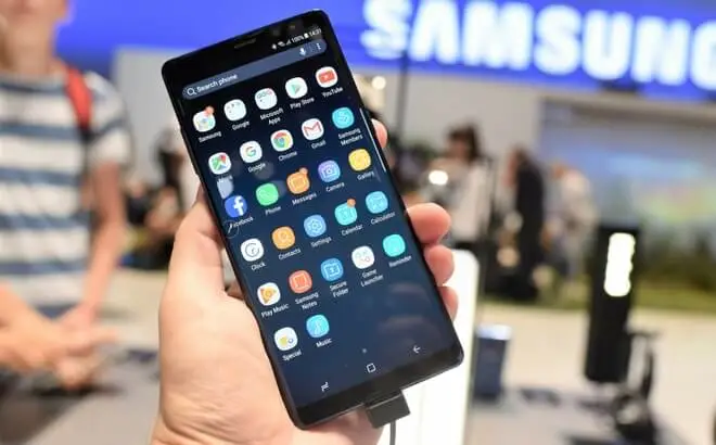 Pomimo zeszłorocznych problemów firmy, Galaxy Note 8 pobił rekord przedsprzedaży