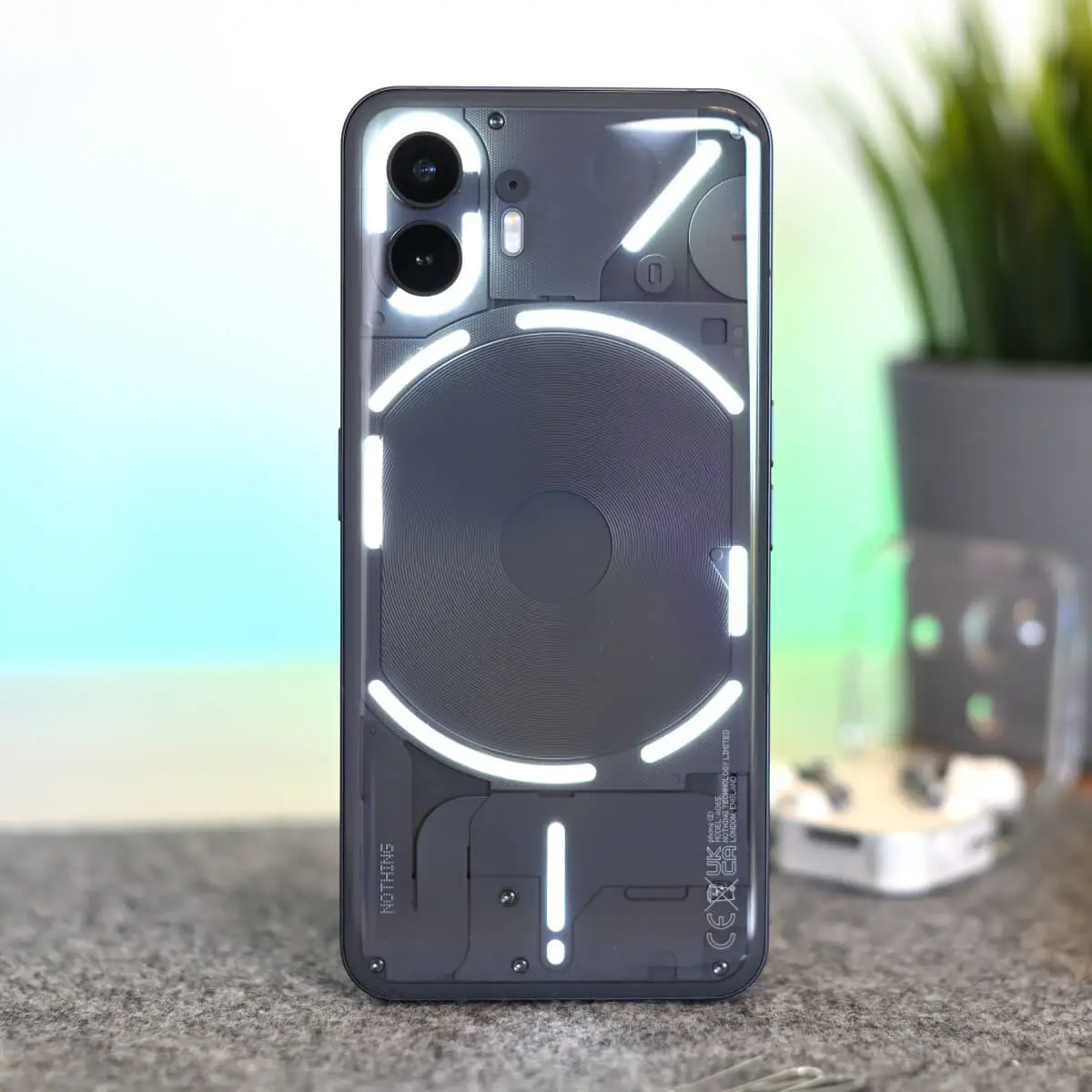 Diody Glyph są wyróżnikiem smartfonów Nothing