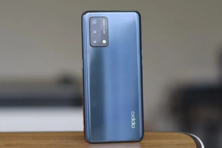 Oppo A74: test budżetowca z ekranem AMOLED